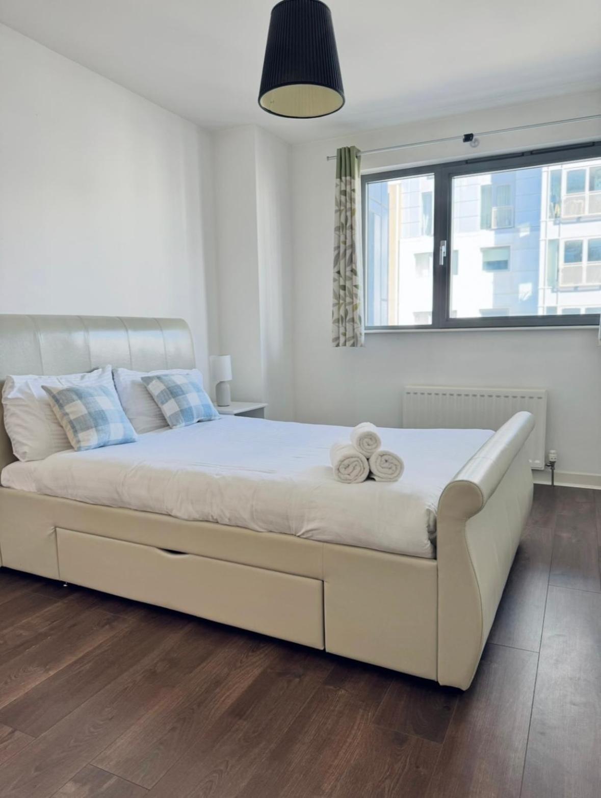 Modern Two Bedroom Apartments Édimbourg Extérieur photo