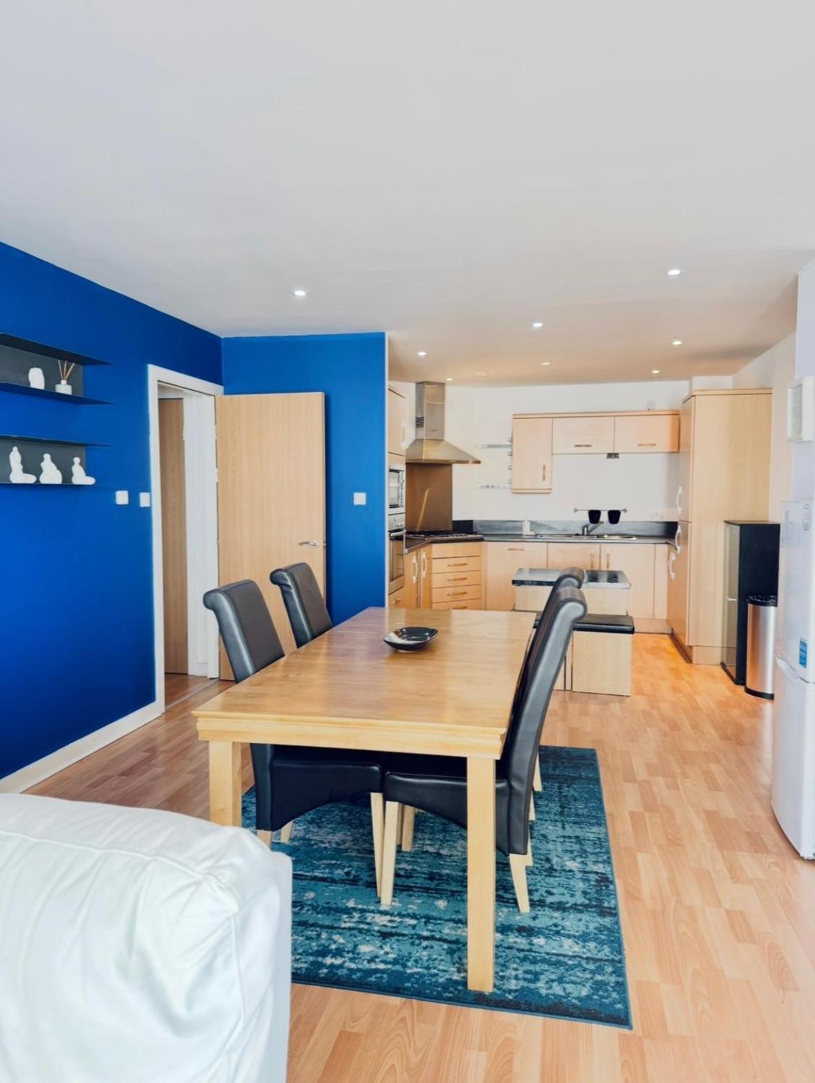 Modern Two Bedroom Apartments Édimbourg Extérieur photo