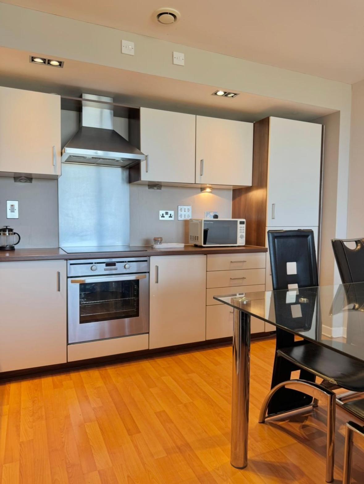 Modern Two Bedroom Apartments Édimbourg Extérieur photo