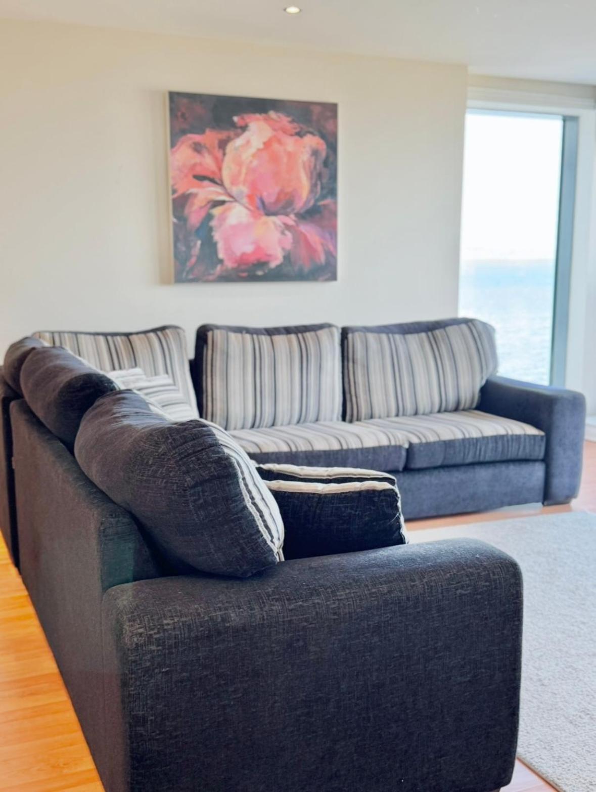 Modern Two Bedroom Apartments Édimbourg Extérieur photo
